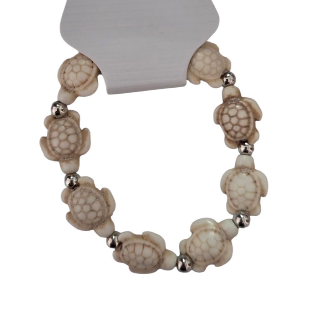Cream Turtle Beaded Bracelet